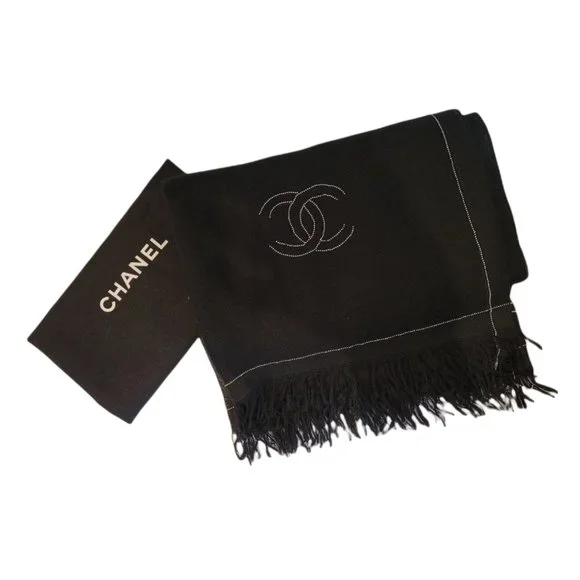 CHANEL Accessories Chanel Black Thin Cashmere And Chain Scarf